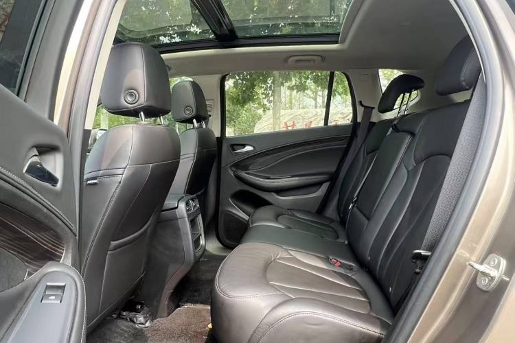 Used Buick Envision 2019 20T Two-Wheel Drive Elite Version China VI Standard
