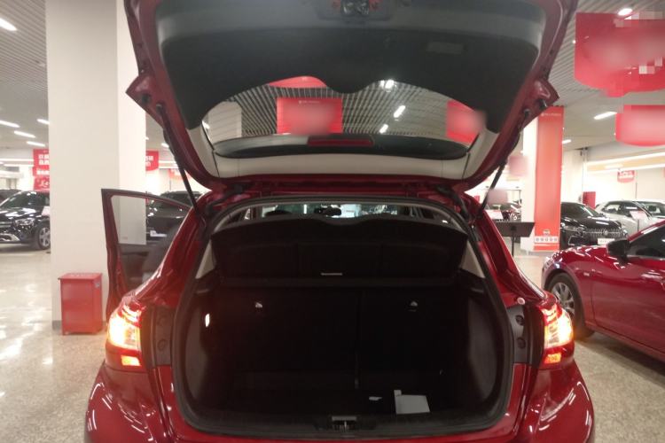 Used Nissan Tiida 2021 1.6L CVT Cool Edition