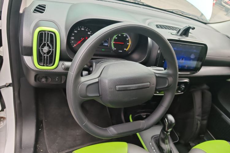 Used Roewe Clever 2021 302 km New Four-Seater Super-Efficient Version