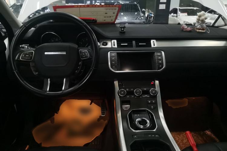 Used Land Rover Range Rover Evoque 2018 200PS PURE New Fashion Edition
