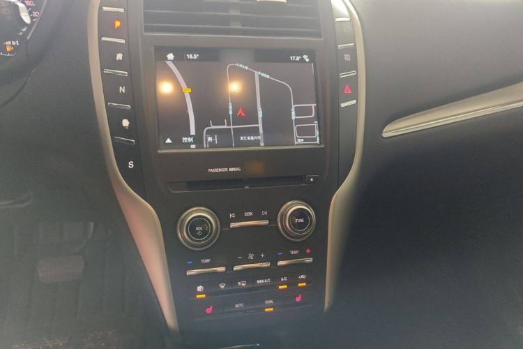 Used Lincoln MKC 2017 2.0T Two-Wheel Drive Deluxe Edition
