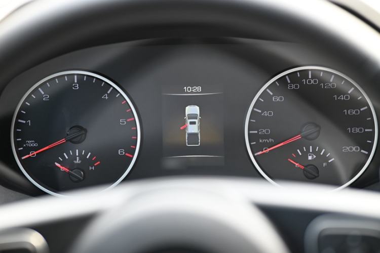 Used Great Wall Poer 2023 2.0T Commercial Version Automatic Diesel Two-Wheel Drive Elite Trim with Long Bed – GW4D20M
