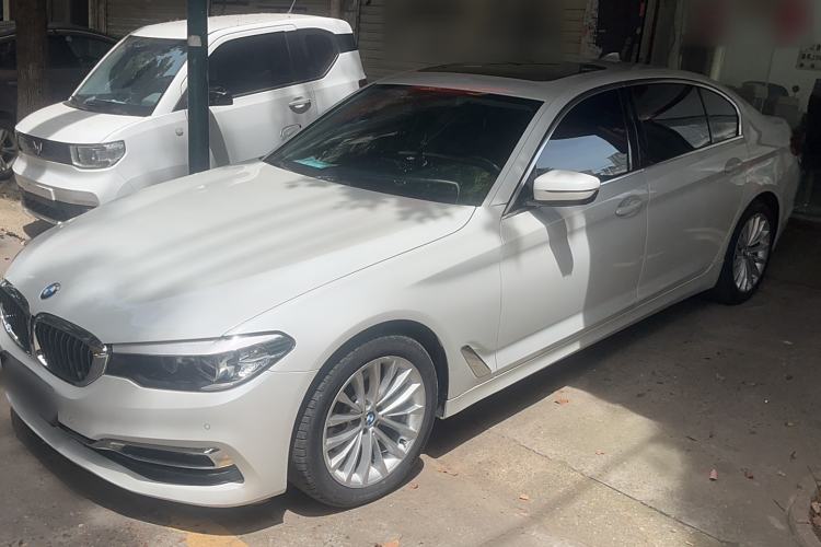 Used BMW 5 Series 2019 525Li Luxury Package
