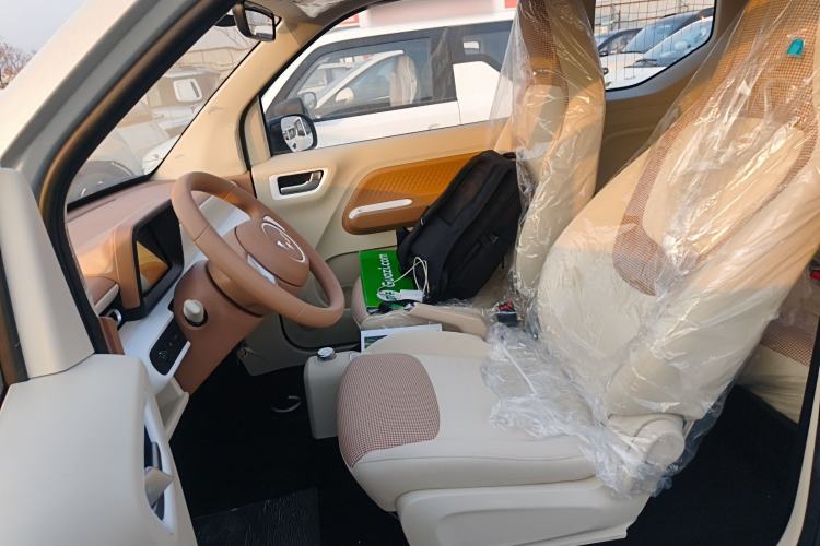 Used Wuling Hongguang MINIEV 2024 3rd Generation 215km Youth Edition
