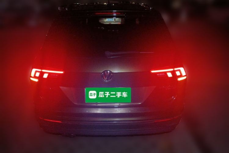 Used Volkswagen Tiguan L 2017 330TSI Automatic Two-Wheel Drive Luxury Edition
