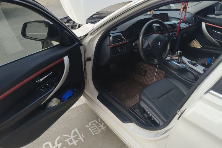 Used BMW 3 Series 2015 320Li Fashion Model
