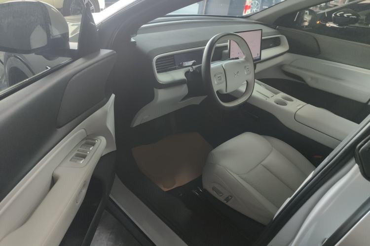 Used XPeng G6 2023 580 Long-Range Pro
