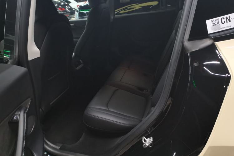 Used Tesla Model Y 2022 Rear-Wheel-Drive Version
