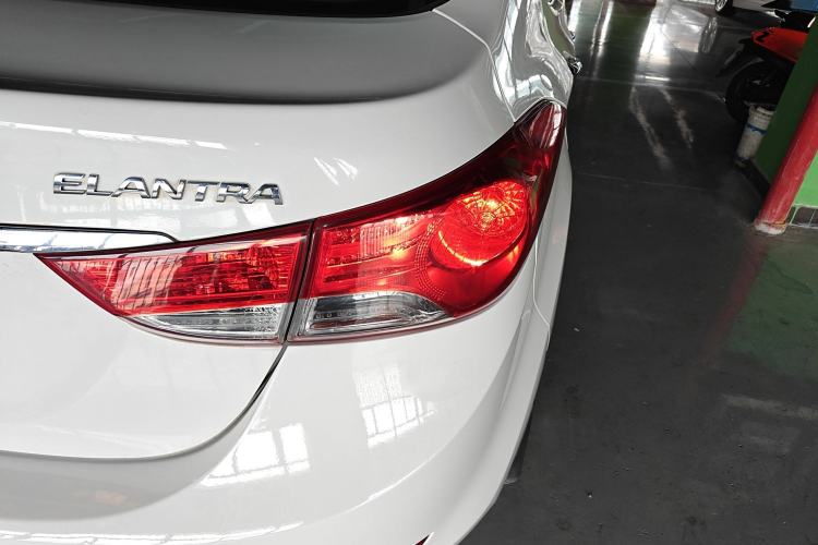 Used Hyundai Elantra 2015 1.6L Automatic Leading Model
