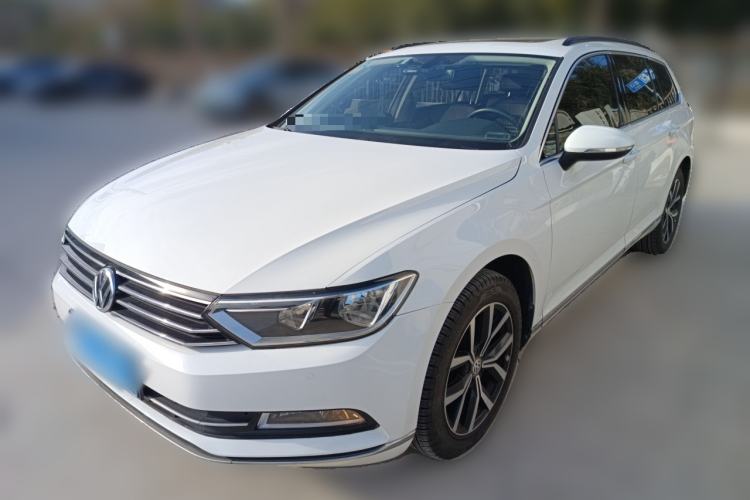 Used Volkswagen Variant 2017 380TSI Two-Wheel Drive Comfort Edition