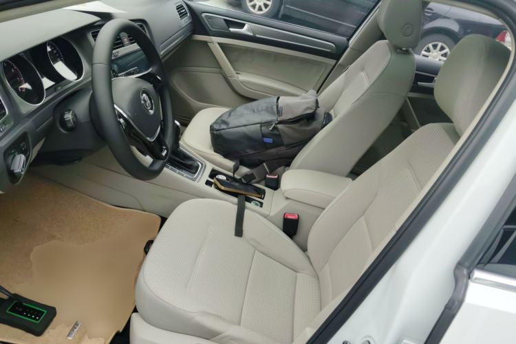 Used Volkswagen Golf 2015 1.4TSI Automatic Comfort Model
