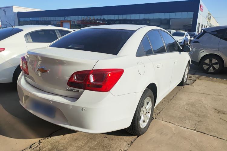 Used Chevrolet Cruze 2015 1.5L Classic SL MT
