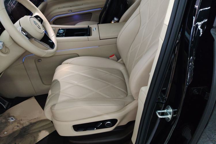 Used Hima AITO M9 2025 Extended-Range Ultra Version 52 kWh 6-Seater