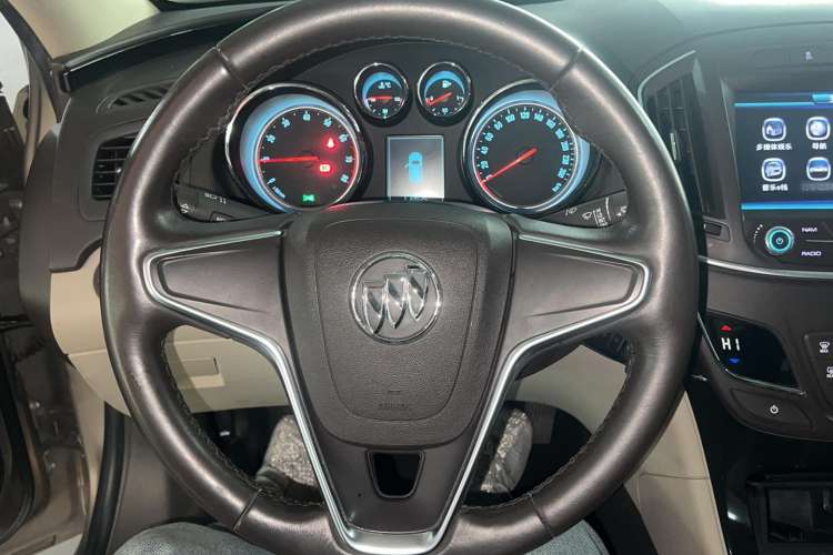 Used Buick Regal 2015 2.0L Leading Fashion Edition
