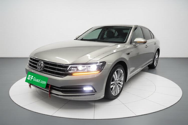 Used Volkswagen Phideon 2018 Revised Version 380TSI Two-Wheel-Drive Flagship Edition