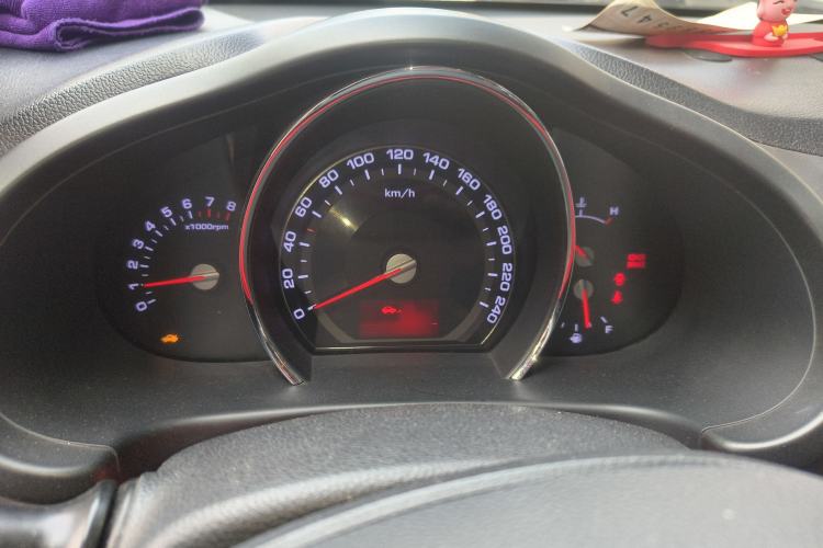 Used Kia Sportage R 2014 2.0L Manual Two-Wheel-Drive GLS