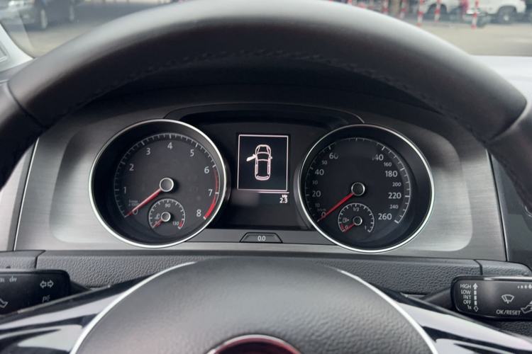 Used Volkswagen Golf 2016 1.6L Automatic Comfort Model
