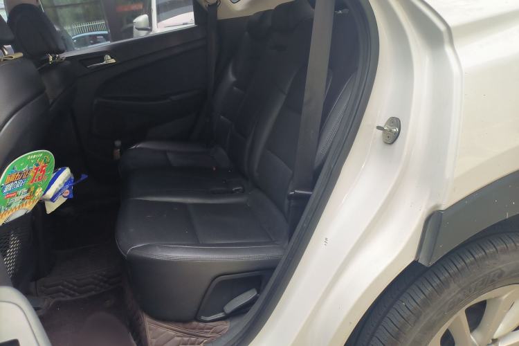 Used Hyundai Tucson 2015 1.6T Dual-Clutch Two-Wheel-Drive Smart Model
