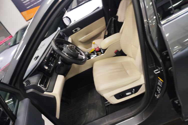 Used Li Auto ONE 2020 Extended-Range 6-Seater Version
