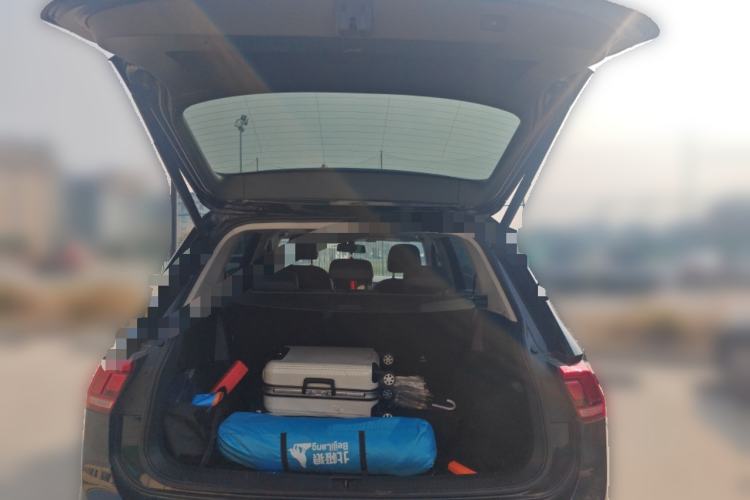 Used Volkswagen Tiguan L 2024 300TSI Automatic Two-Wheel Drive Smart Edition
