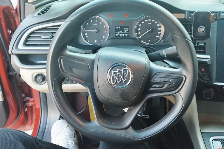 Used Buick GT 2016 15N Automatic Entry-Level Trim
