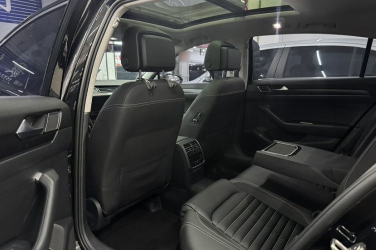 Used Volkswagen Magotan 2020 330TSI DSG Leading Model
