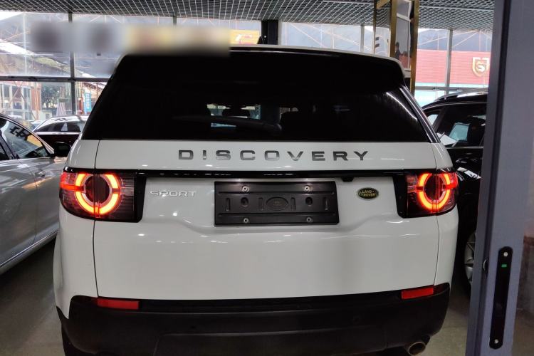 Used Land Rover Discovery Sport 2019 240 PS SE Version China VI Standard