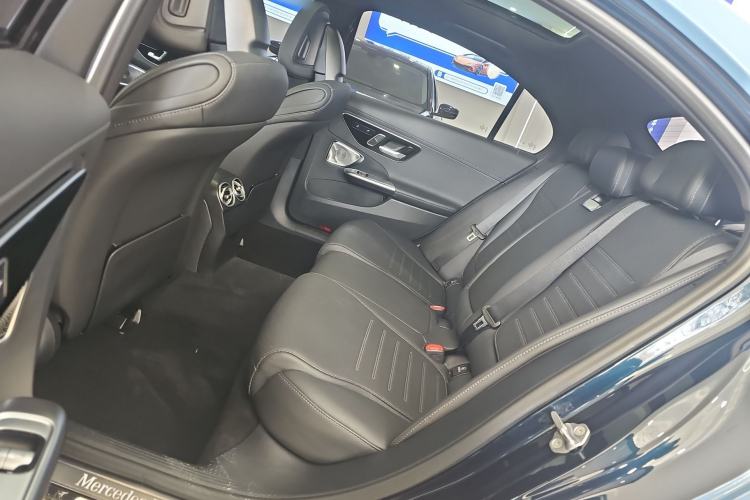 Used Mercedes-Benz C-Class 2023 Restyled C 260 L Night Edition Sports Version
