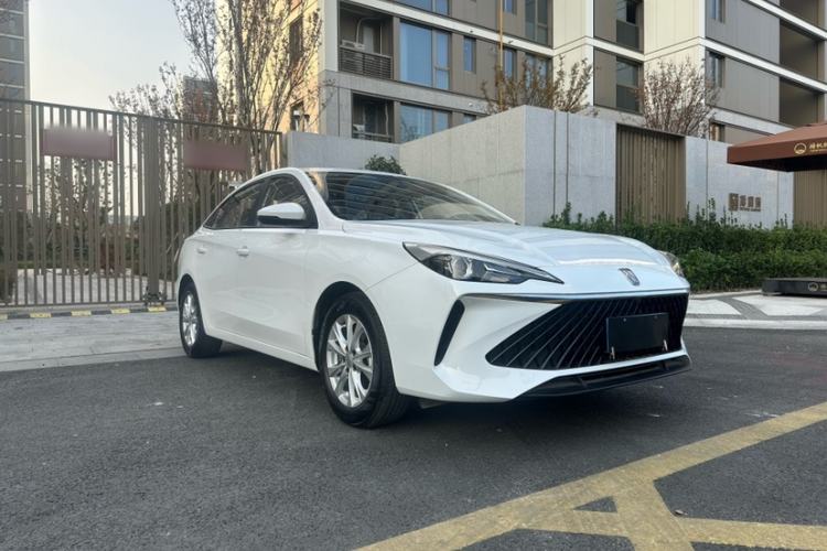 Used Roewe i5 2023 1.5L Manual Comfort Edition
