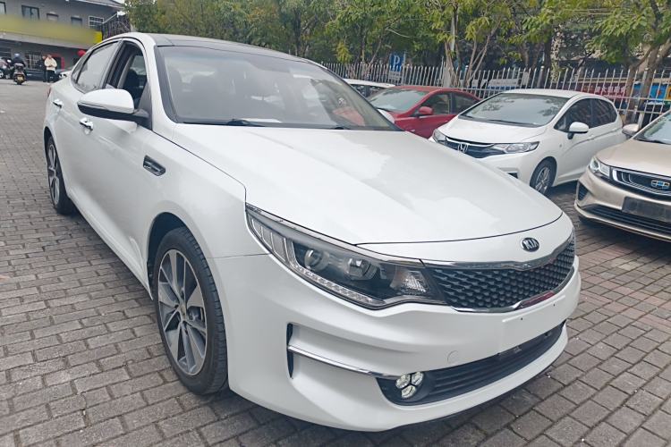 Used Kia K5 2017 2.0L Automatic 15th Anniversary Special Edition LUX
