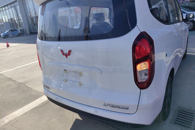 Used Wuling Hongguang New Energy 2025 Extended-Range Hybrid 50KM Comfort Version
