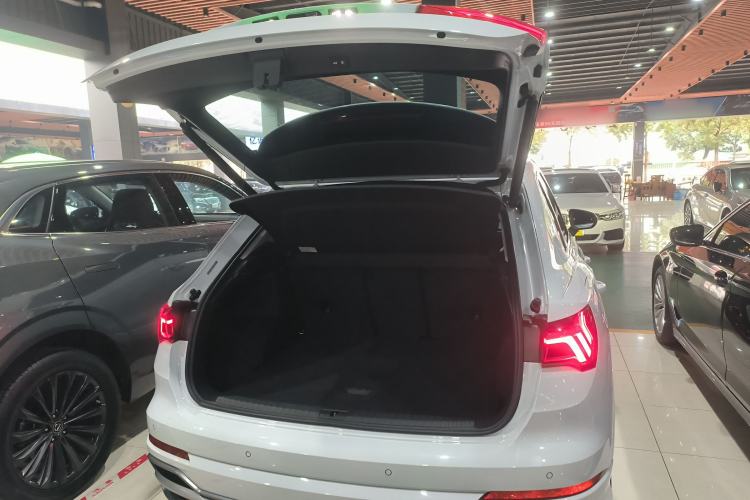 Used Audi Q3 2021 35 TFSI Fashion Dynamic Model