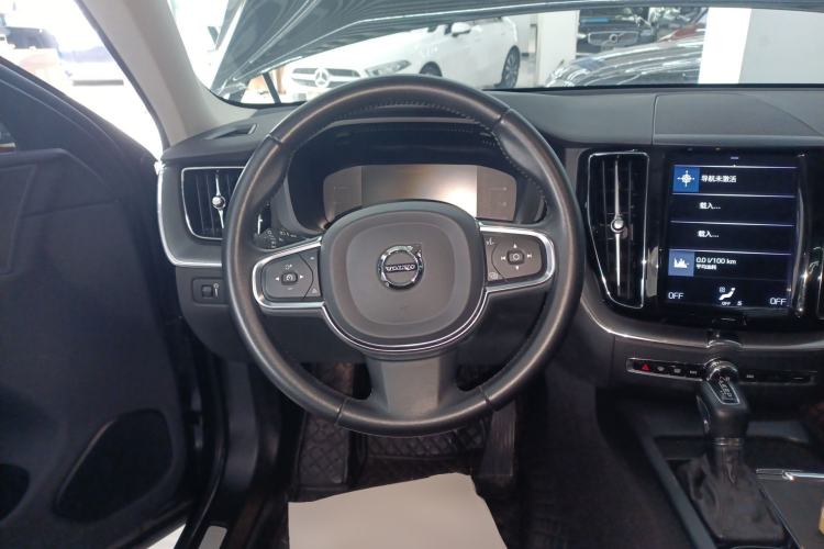 Used Volvo XC60 2020 T5 4x4 Zhiyi Luxury Edition
