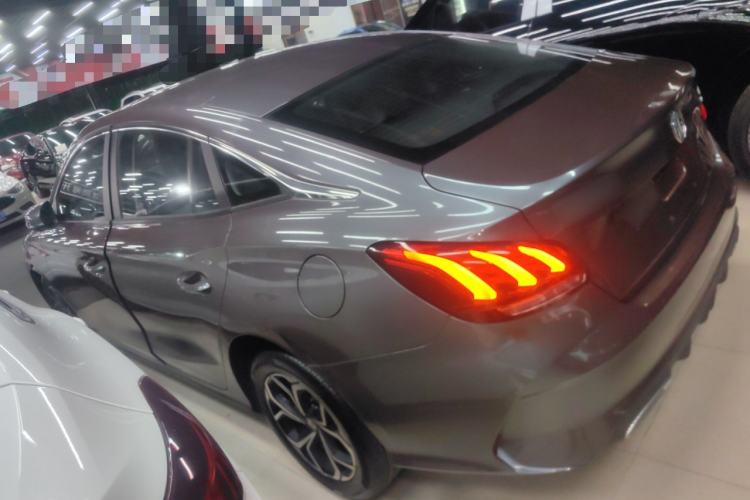 Used MG 5 2021 180 DVVT CVT Youth Luxury Edition
