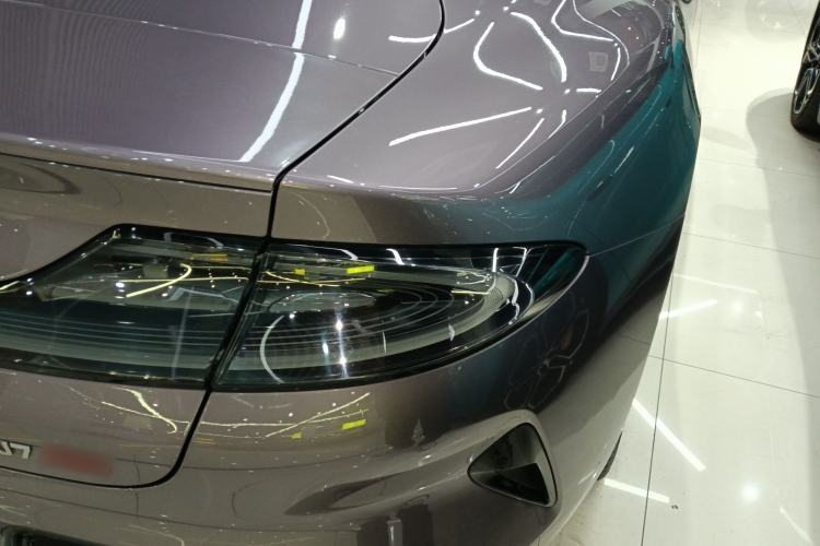 Used  SU7 2024 Four-Wheel Drive Ultra-Long Range Advanced Intelligent Driving Max Edition