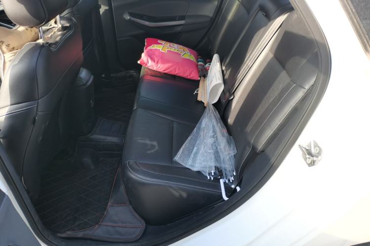 Used Ford Escort 2015 1.5L Automatic Fashion Model
