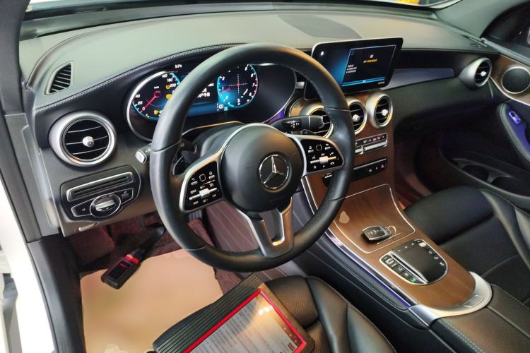 Used Mercedes-Benz GLC 2022 GLC 260 L 4MATIC Luxury Model
