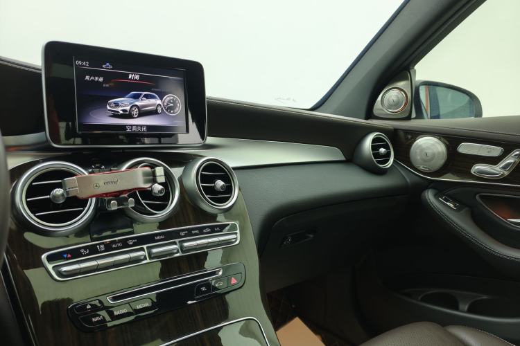 Used Mercedes-Benz GLC 2018 Facelifted GLC 260 4MATIC Dynamic Edition
