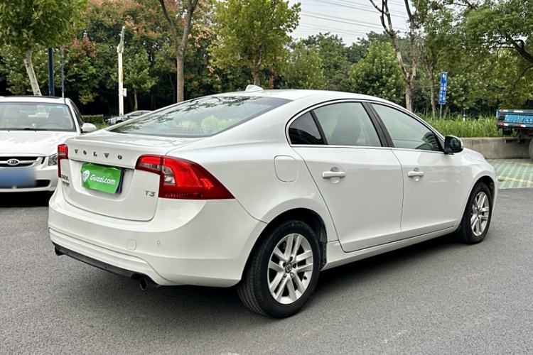 Used Volvo S60 2017 S60L T3 Smart Upgrade Edition
