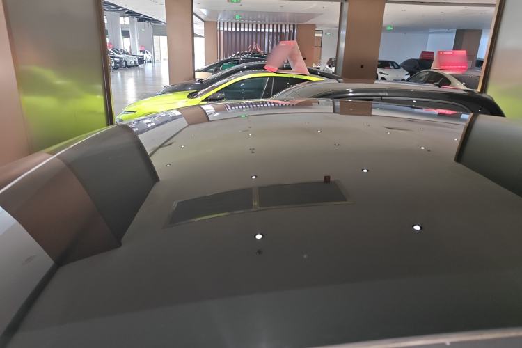 Used Tesla Model Y 2023 Long-Range All-Wheel-Drive Version
