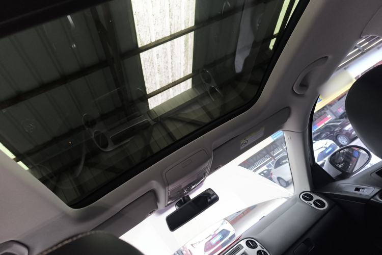 Used Volkswagen Tiguan 2017 300TSI Automatic Two-Wheel Drive Silk Road Comfort Edition