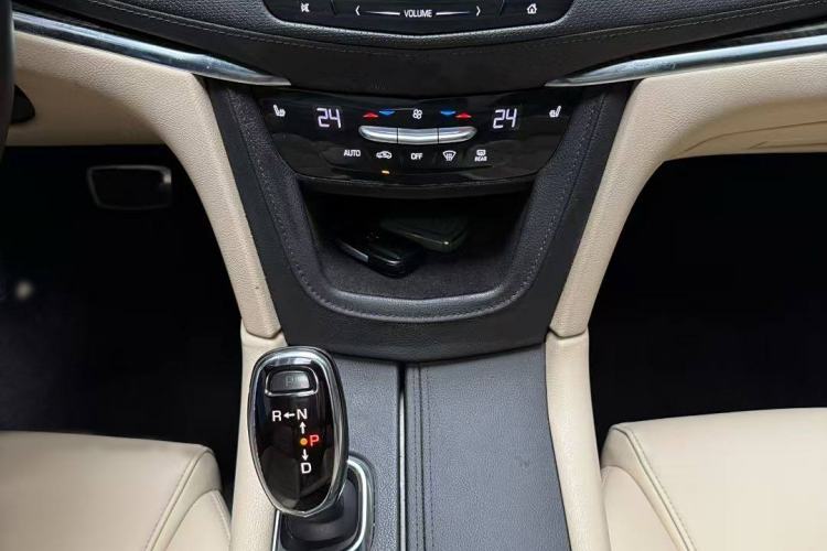 Used Cadillac XT5 2016 28T Four-Wheel Drive Tech Version