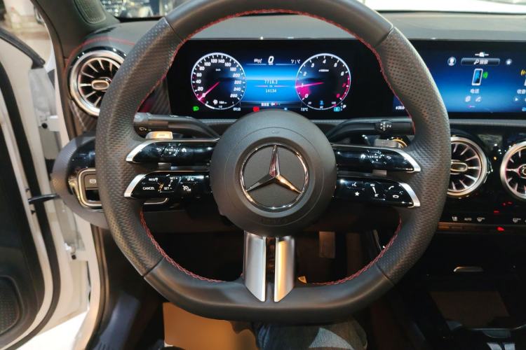 Used Mercedes-Benz A-Class 2023 A 200 L Fashion Model
