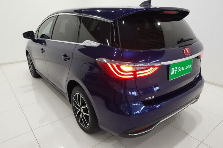 Used BYD Song MAX 2017 1.5T Automatic Smart Connect Luxury 7-Seater
