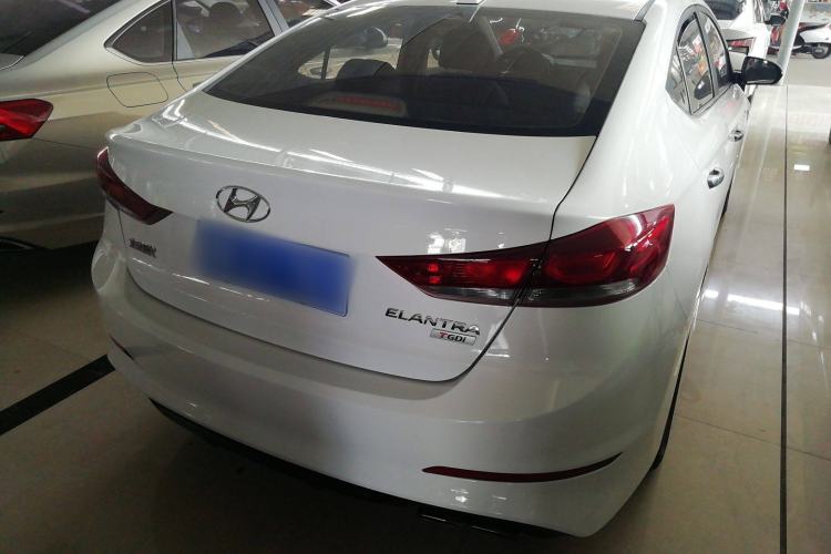 Used Hyundai Elantra 2016 1.4T Dual-Clutch Xuan Dong · Dynamic Version
