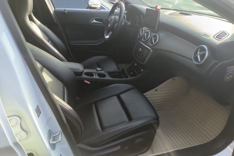 Used Mercedes-Benz GLA 2016 GLA 200 Fashion Model