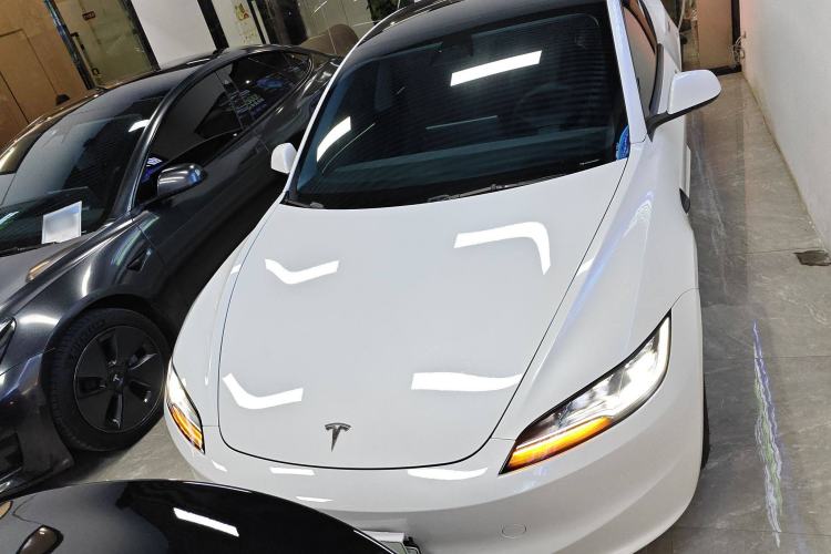 Used Tesla Model 3 2023 Long-Range All-Wheel-Drive Version
