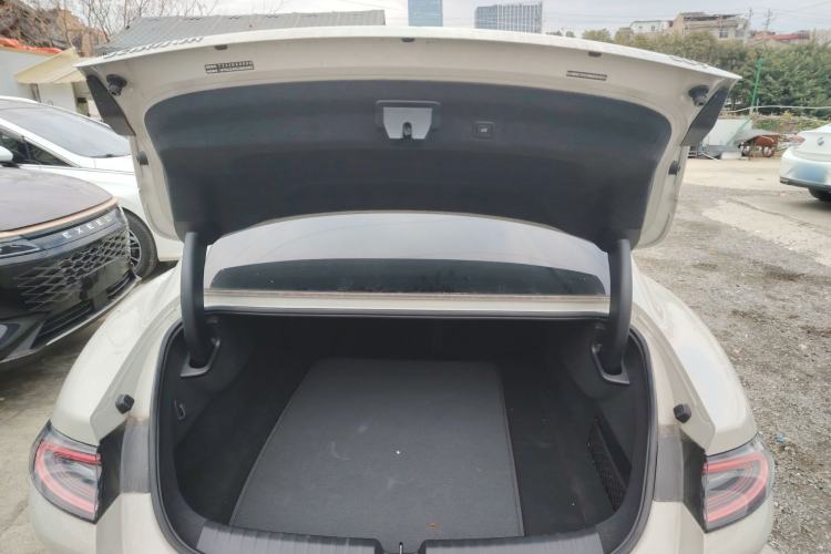 Used Xiaomi Auto SU7 2024 Rear-Drive Standard Founder Edition
