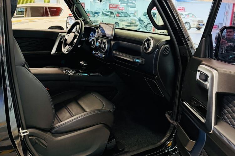 Used Beijing Auto F40 2021 2.0T Automatic Cube Edition