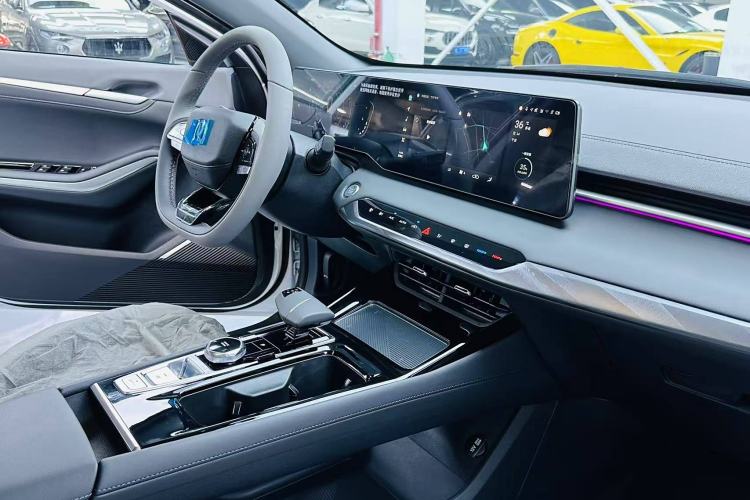 Used Changan Ruicheng PLUS 2023 1.5T DCT Prestige Edition
